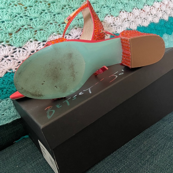 Betsey Johnson - Picture 6 of 6